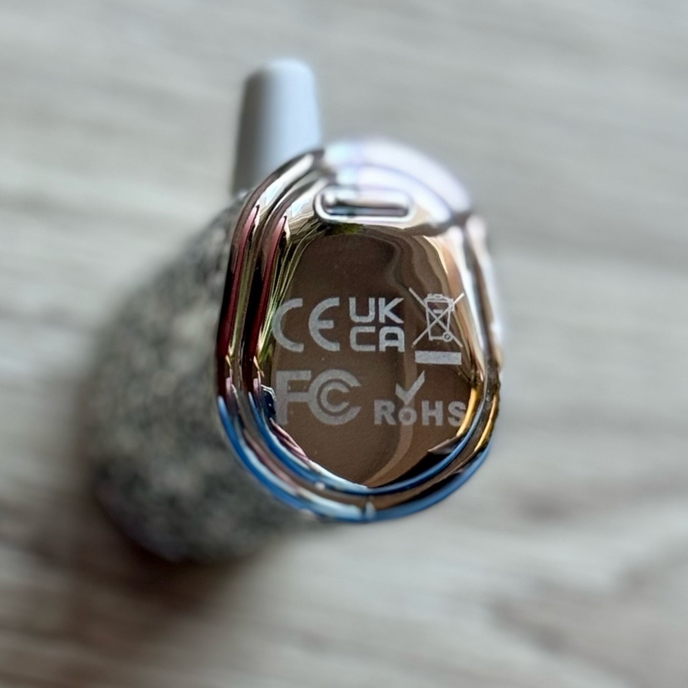 iWALK Secret Ultra-Compact Docking Battery - Picture 8 of 11